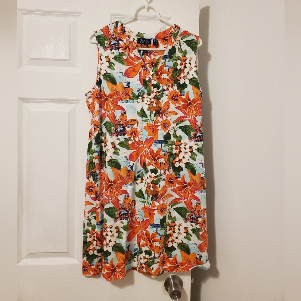 d&Co Beach Bold Fun Floral Short Dress Medium Spring Summer